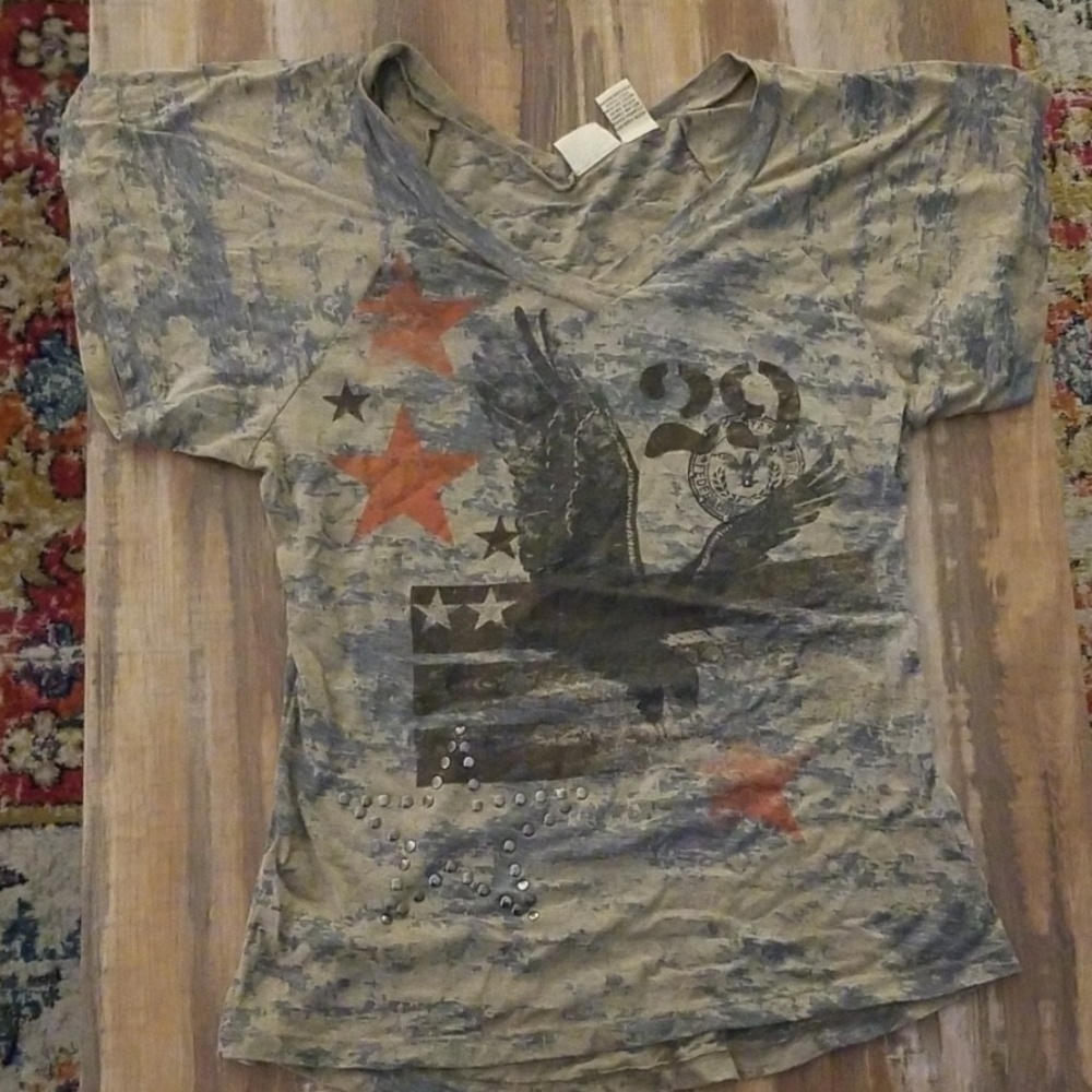 Military-Inspired Slouchy Shoulder Tee